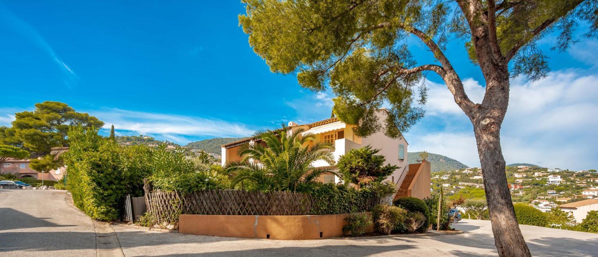 Residence Partenaire Le Domaine De Garlande Cavalaire-sur-Mer Eksteriør bilde